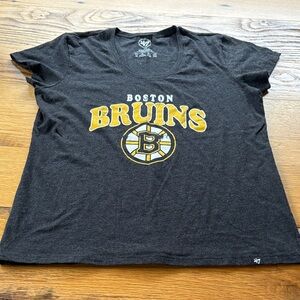 47 Dark Gray Boston Bruins Logo Tee - Size Large